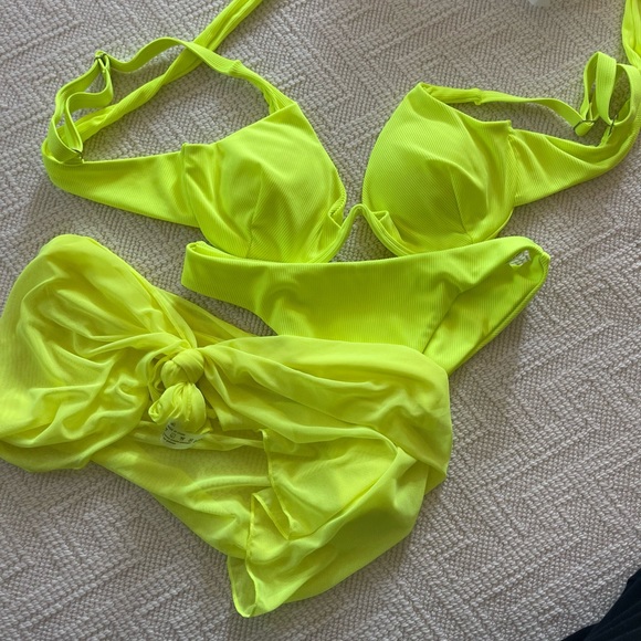 Ribbed Bikini Set Underwire Push Up Bra & High Cut Bottom + Skirt, bikini set - Picture 9 of 9